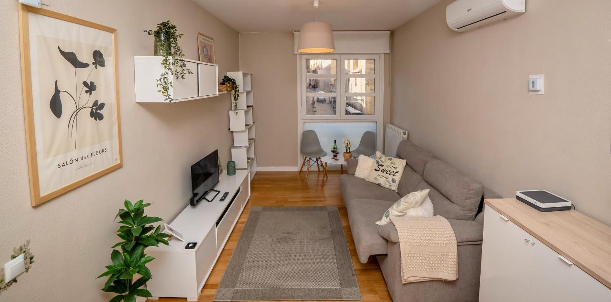 Santiago Tower Aire Ac Casco Antiguo By Apartamentos Logrono Luaran gambar
