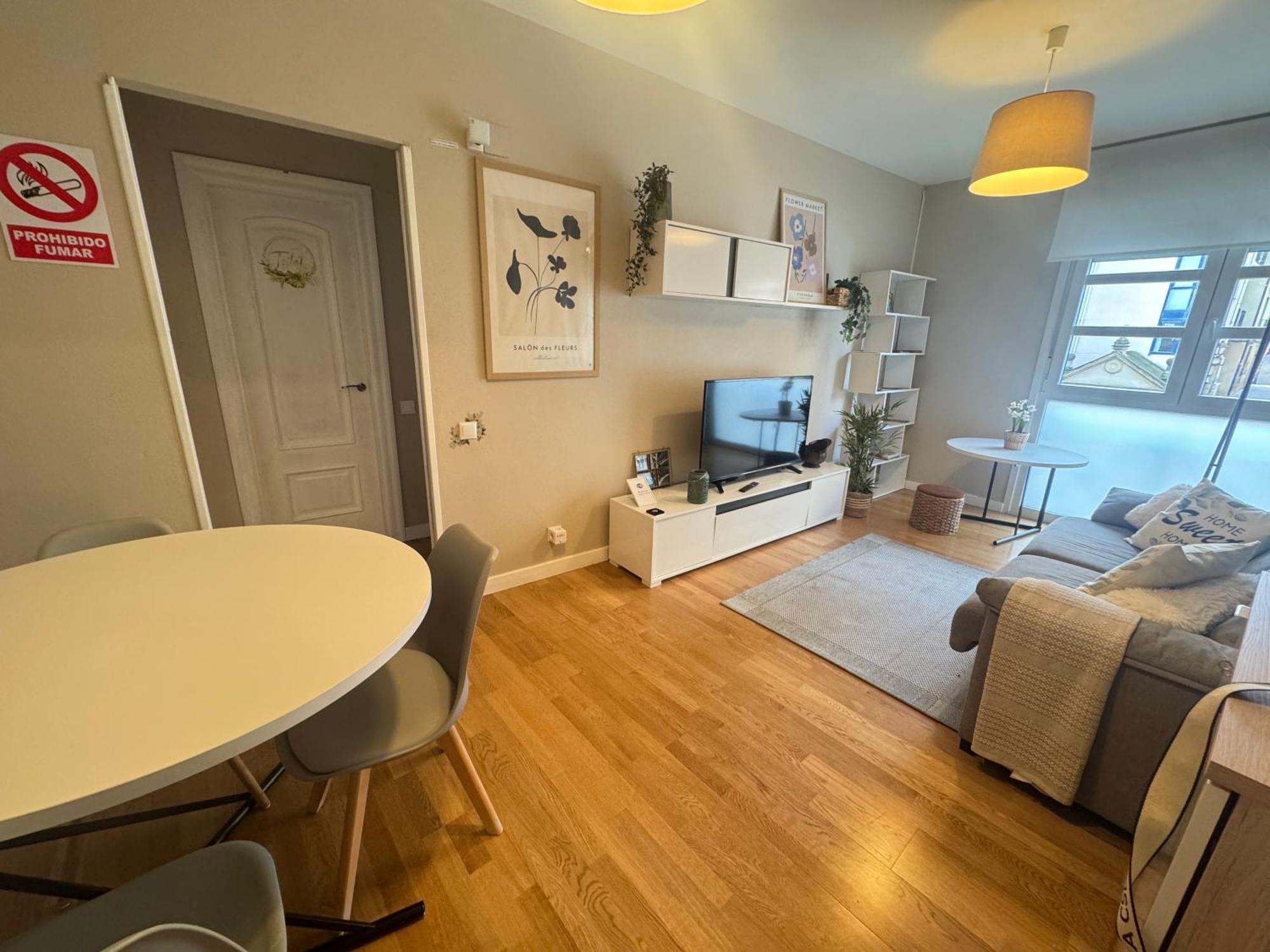 Santiago Tower Aire Ac Casco Antiguo By Apartamentos Logrono Luaran gambar